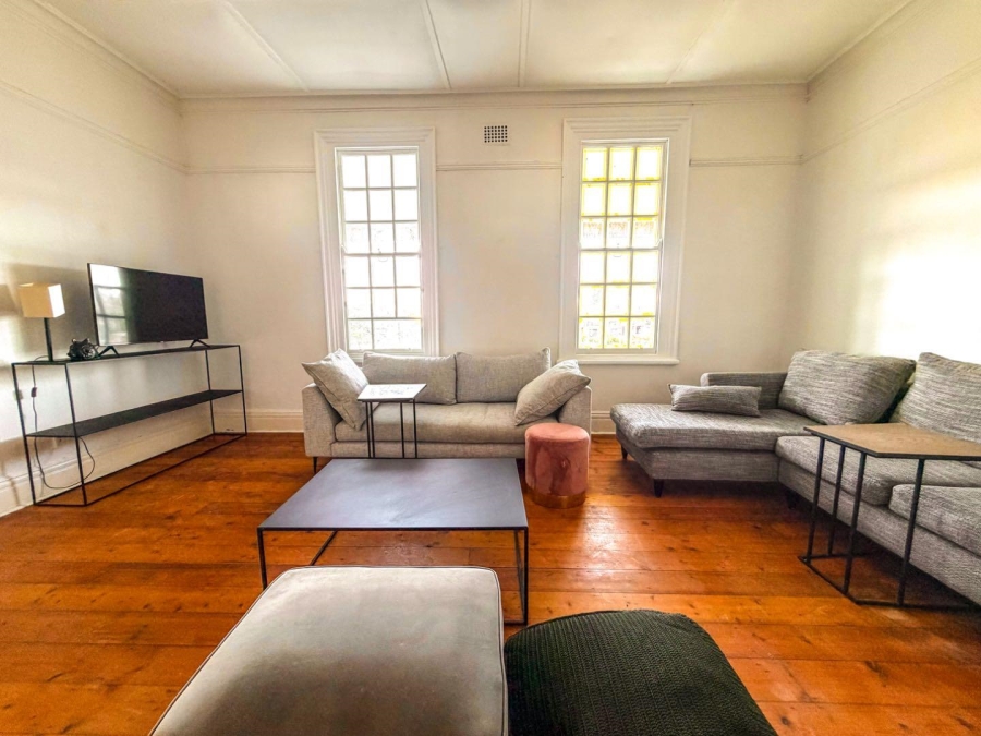 To Let 6 Bedroom Property for Rent in Muizenberg Western Cape